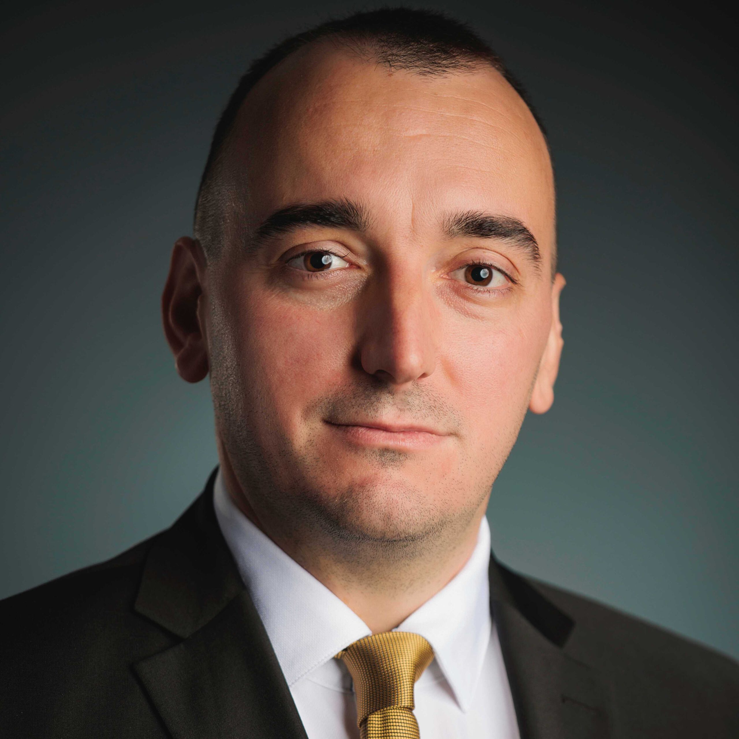 Yoan Petrov Associate VMC